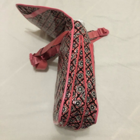 Vera Bradley Frill Messenger Bag shoulder bag - Picture 4 of 8